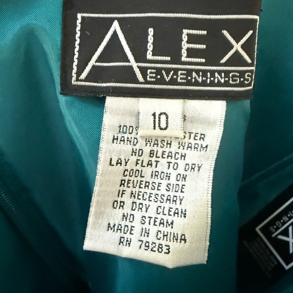 NWT Elegant Turquoise Teal Evening Gown by Alex Evenings! Size 10! NEW! - Picture 6 of 9